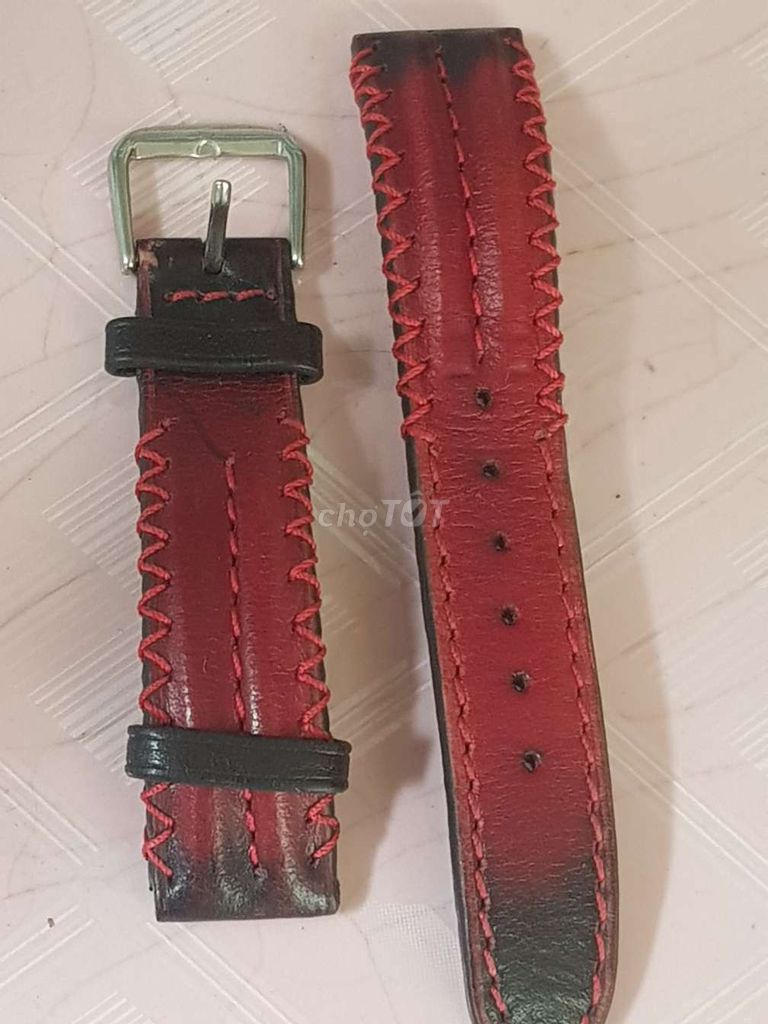 Dây đồng hồ Da 19mm Đen, Đỏ. Mua bán Phụ kiện thời trang khác tại Quận 3 Tp Hồ Chí Minh được đăng bởi nguyensinhduc 012345 hình 1