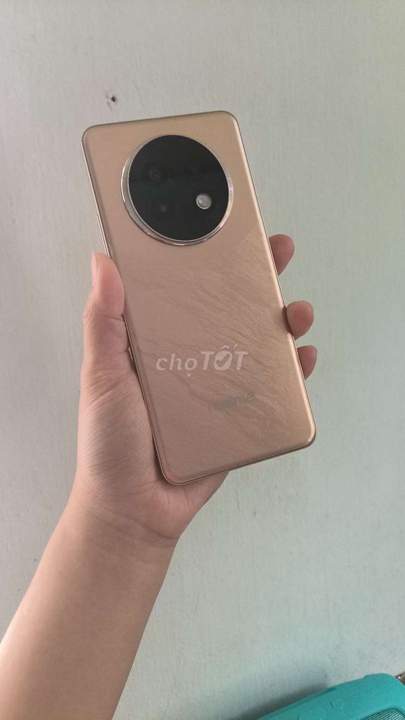 Realme 13+ 5G 256GB/12GB Vàng đồng 99%. Mua bán Điện thoại tại Quận Hải Châu Đà Nẵng được đăng bởi phong hình 1