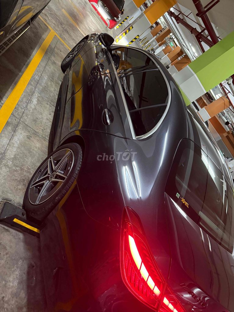 Mercedes Benz C Class 2023 C300 AMG - 11000 km. Mua bán Ô tô tại Quận 7 Tp Hồ Chí Minh được đăng bởi Henry  hình 3