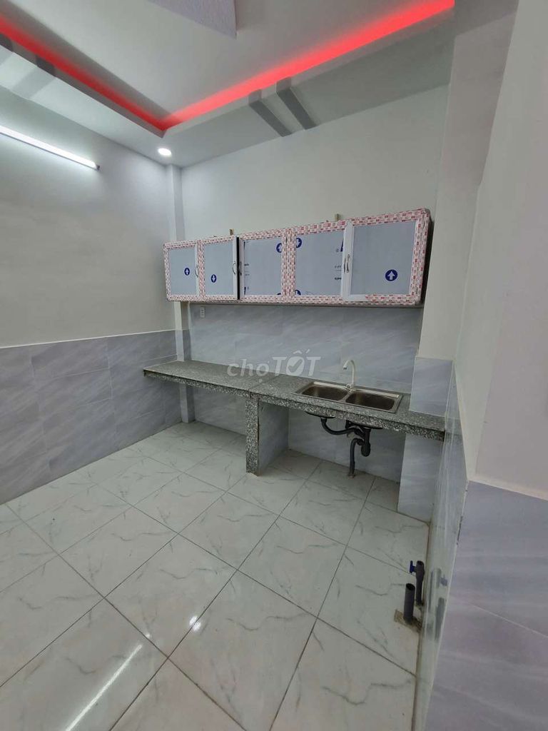 Nhà 2 tang gan chơ Hung Long gia chi 630 trieu. Mua bán nhà ở tại Huyện Bình Chánh Tp Hồ Chí Minh được đăng bởi Nguyễn quốc trung hình 3