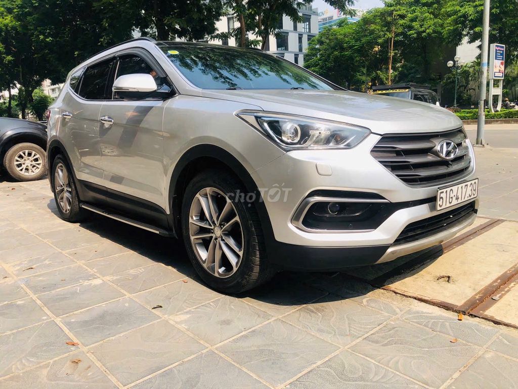 Hyundai Santafe 2017 года, полная дизельная комплектация