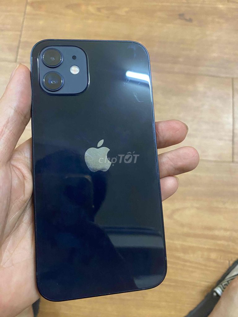 Apple iPhone 12 Đen Đã sử dụng. Mua bán Điện thoại tại Huyện Yên Phong Bắc Ninh được đăng bởi thịnh hành vlock hình 1