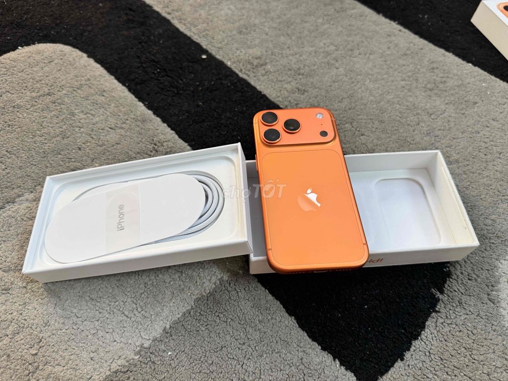 Apple iPhone 17 Pro 256GB Cam Mỹ. Mua bán Điện thoại tại Quận 11 Tp Hồ Chí Minh được đăng bởi AZ Shop US hình 1