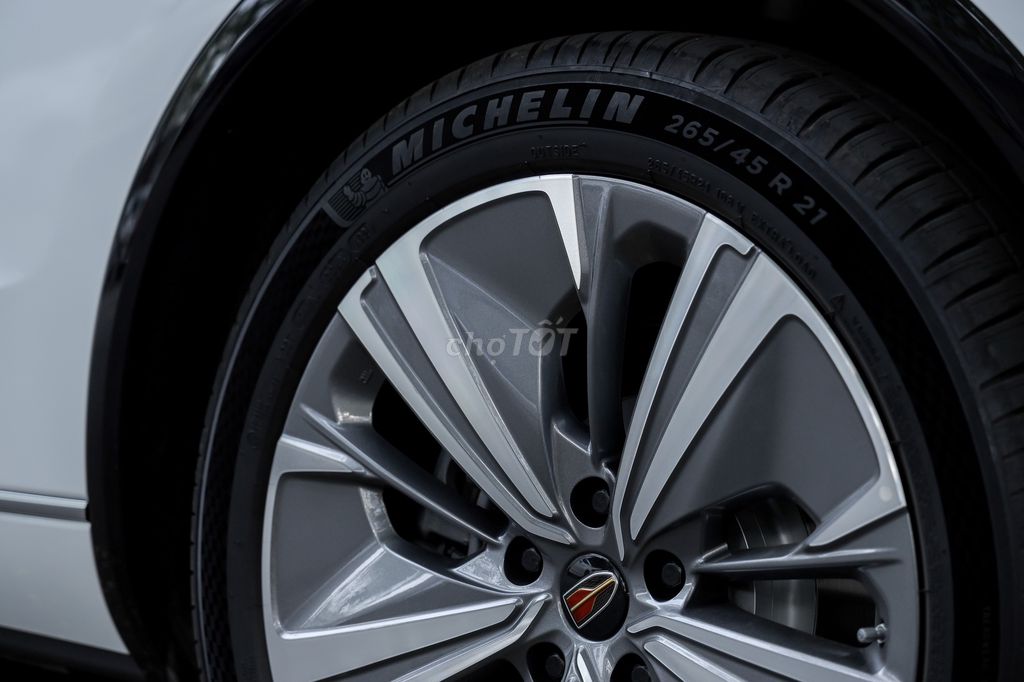 Ô tô Hongqi HS9 2022 màu trắng, 60.000 km. Mua bán Ô tô tại Thành phố Thủ Đức Tp Hồ Chí Minh được đăng bởi Nguyễn đình Mạnh hình 7