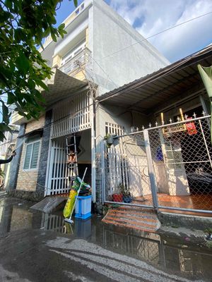 Nhà mặt tiền 2 phòng ngủ, 2 WC trục đường Vũ Ngọc Phan, Khu hành chinh. Mua bán nhà ở tại Thành phố Long Xuyên An Giang được đăng bởi Nguyễn Thái Thuận 
