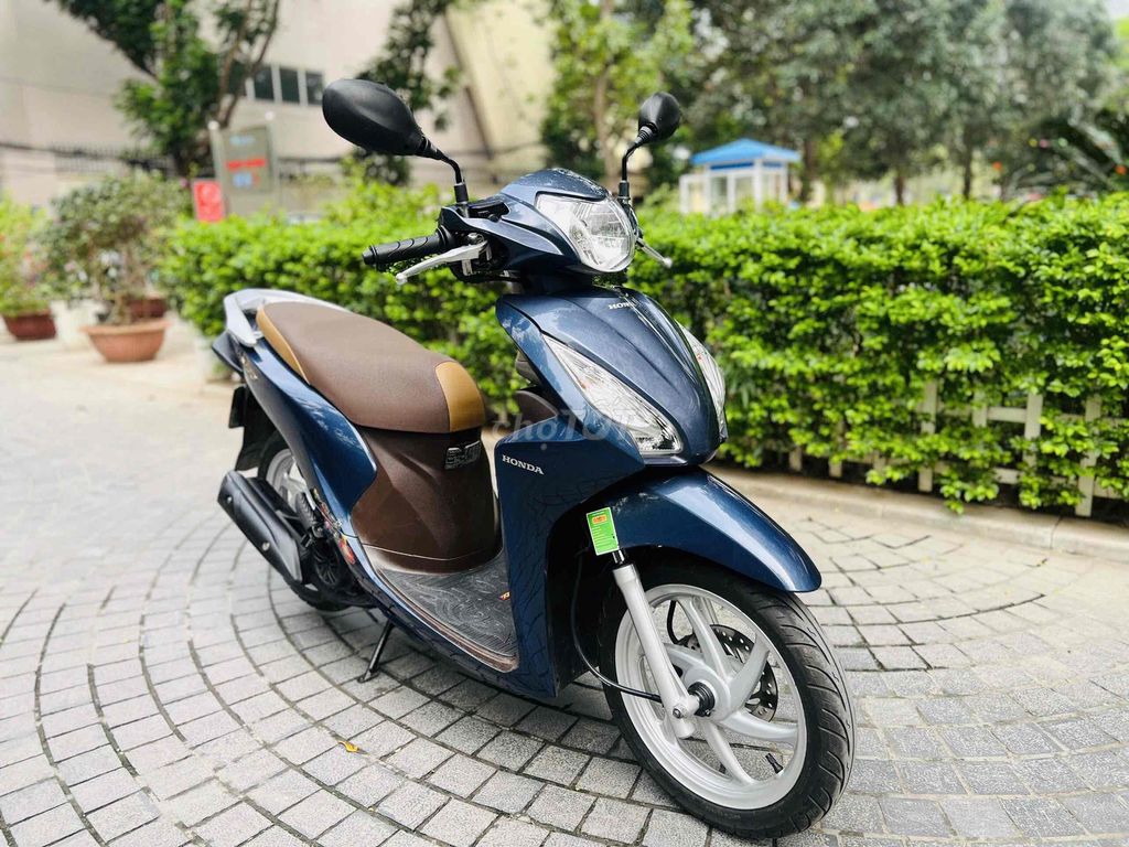 VISION mầu xanh một chủ đi rất ít xe đẹp suất sắc. Mua bán Xe máy tại Quận Hoàng Mai Hà Nội được đăng bởi NGỌC hình 5