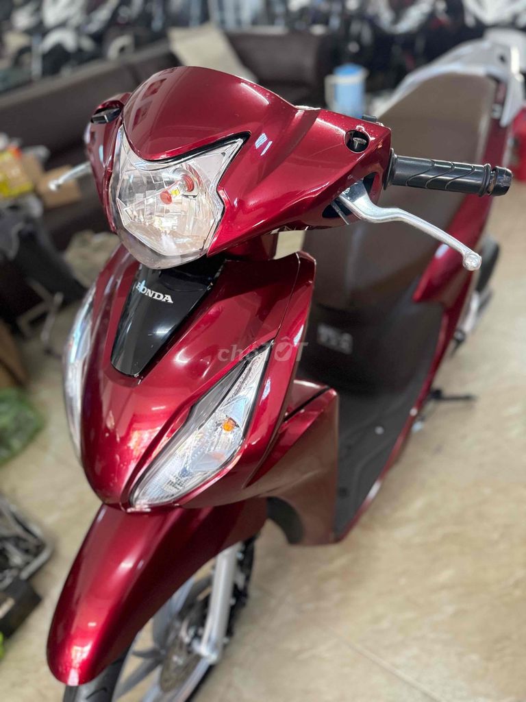 Vision màu đỏ. Mua bán Xe máy tại Thành phố Buôn Ma Thuột Đắk Lắk được đăng bởi ĐàM tý hình 3