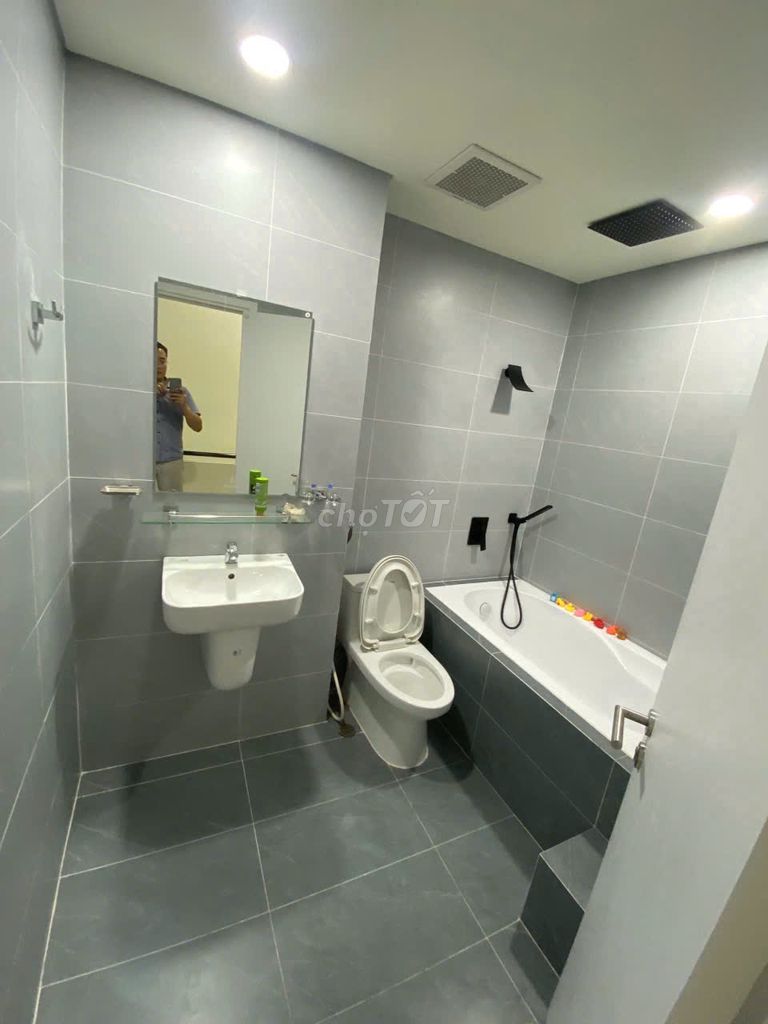 Chính chủ cần bán căn nhà ở lô ngoài Cát Tường J Home