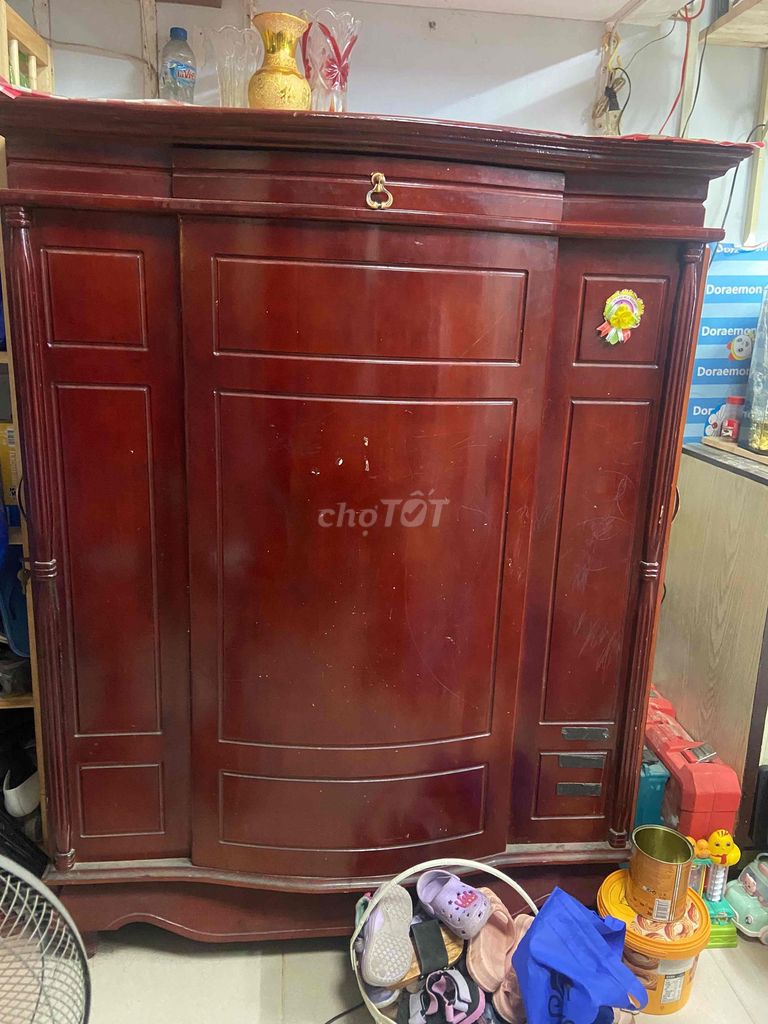 Tủ thờ Gỗ Nâu đỏ. Mua bán Tủ, kệ gia đình tại Quận Bình Thạnh Tp Hồ Chí Minh được đăng bởi nguyễn thị Ngọc thi hình 1