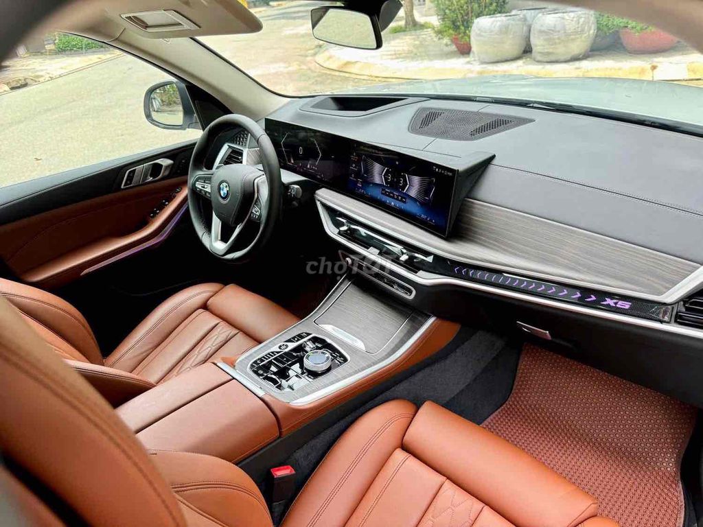 BMW X5 xDrive40i lướt 4.000Km 7 ghế cho gia đình. Mua bán Ô tô tại Quận 1 Tp Hồ Chí Minh được đăng bởi Lưu Thế Hoàng hình 9