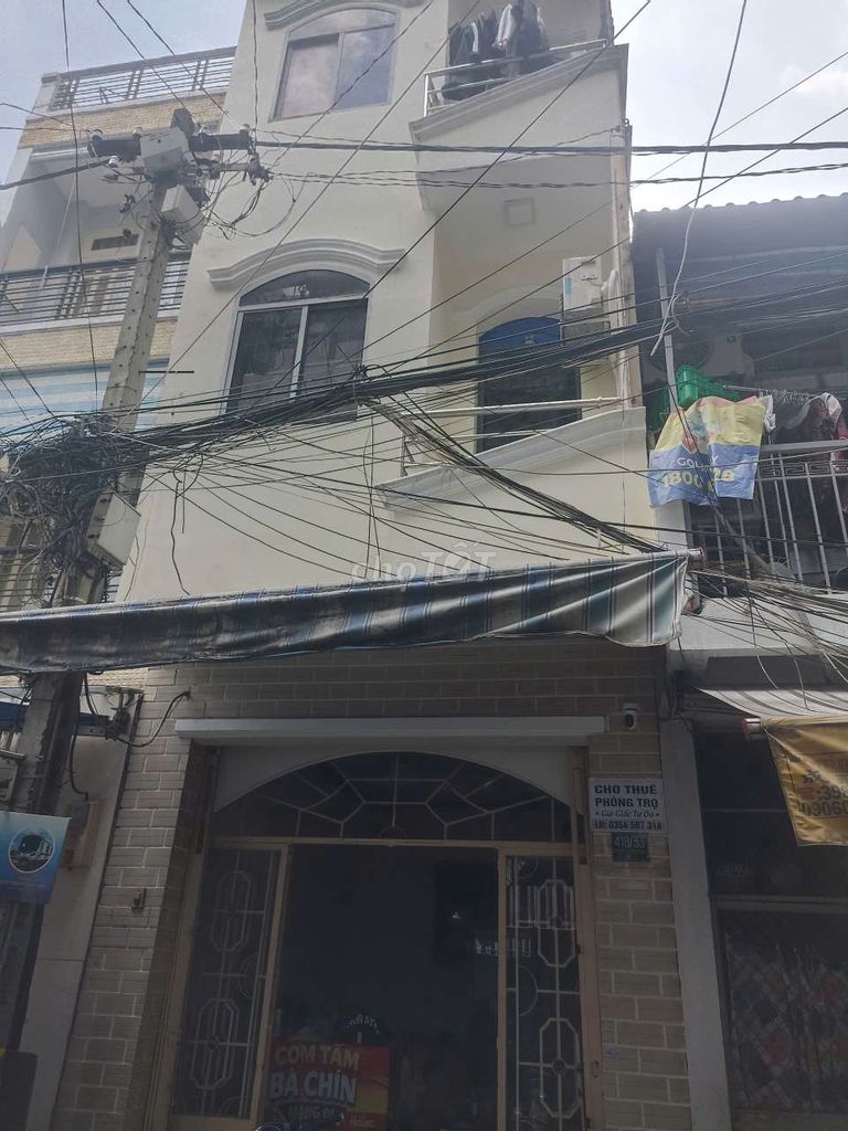 Частный дом в аренду в Q10 le Hong Phong