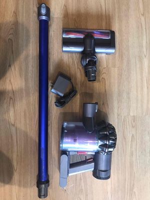 Hút bụi pin Dyson V6. Mua bán Nội thất, đồ gia dụng khác tại Thành phố Thủ Đức Tp Hồ Chí Minh được đăng bởi Nguyen Quy