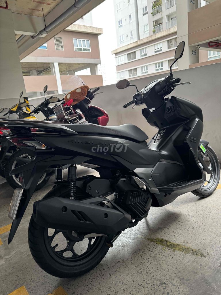 Air Blade 160 ABS, 08/2026, матовый черный, номера Хошимина, от собственника