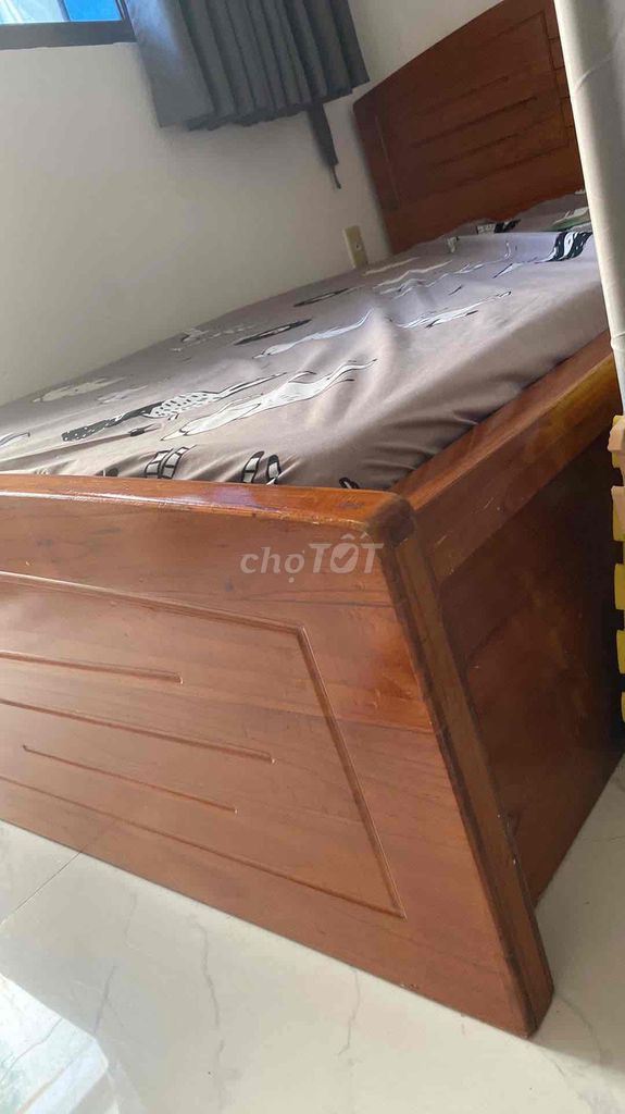 chuyển nhà thanh lý giường gỗ cây 1,5tr