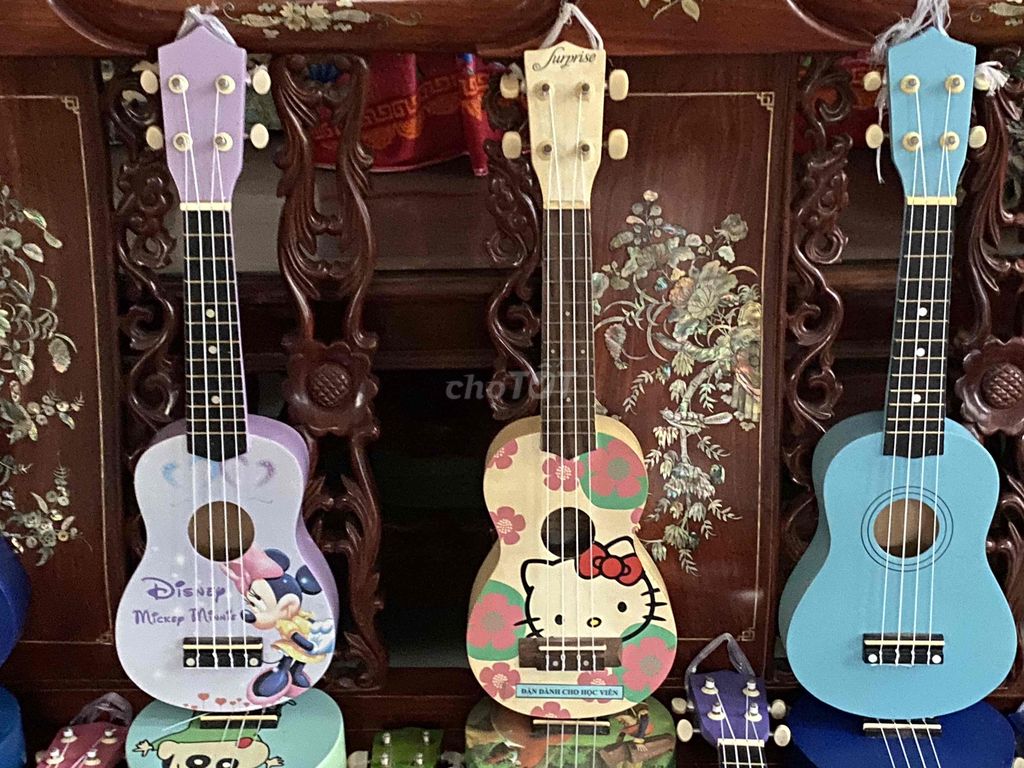 Đàn Ukulele Gỗ Nhiều màu. Mua bán Nhạc cụ tại Thành phố Vũng Tàu Bà Rịa - Vũng Tàu được đăng bởi Duy Quốc Vũ hình 1