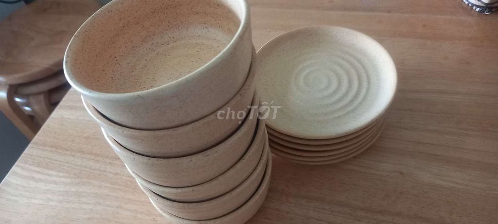 Bộ bát đĩa Bát Tràng Gốm sứ Vàng kem. Mua bán Dụng cụ nhà bếp tại Huyện Thanh Trì Hà Nội được đăng bởi đỗ hồng nhung hình 1