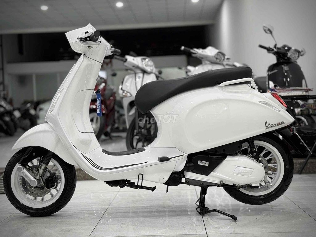 Piaggio Vespa 125 2018 Trắng. Mua bán Xe máy tại Thị xã Phú Mỹ Bà Rịa - Vũng Tàu được đăng bởi Cửa Hàng Xe Máy Phú Mỹ hình 8