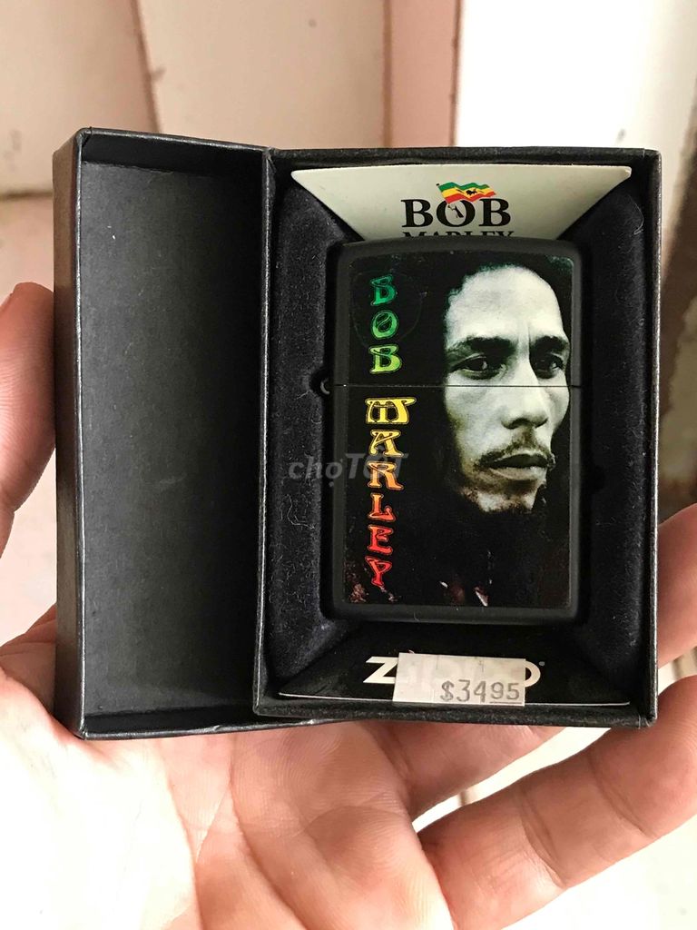 Zippo Mỹ xách tay 2013 tem đỏ chủ đề Bob Marley