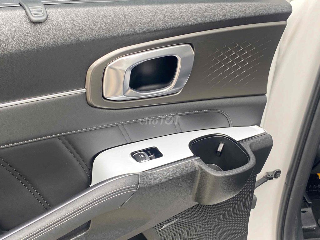 KIA SORENTO SIGNATURE FULL DẦU ZJN 99%. Mua bán Ô tô tại Quận Long Biên Hà Nội được đăng bởi DUONGMINH AUTO  hình 11