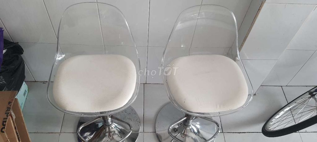 Ghế xoay nhựa kim loại đã sử dụng. Mua bán Bàn ghế tại Quận Ninh Kiều Cần Thơ được đăng bởi Long hình 1