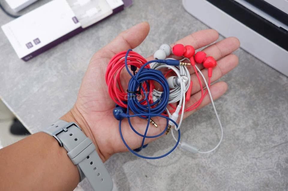 Tai nghe có dây JBL C200SI Đỏ, Xanh, Ghi Mới. Mua bán Tivi, Âm thanh tại Quận 5 Tp Hồ Chí Minh được đăng bởi Hội Đồ Điện Tử hình 1