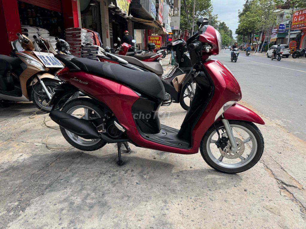✳️✳️ Janus đỏ đen đký T12/2017 xe đẹp chính chủ. Mua bán Xe máy tại Thành phố Biên Hòa Đồng Nai được đăng bởi XE MÁY CŨ THÀNH MỸ  hình 3