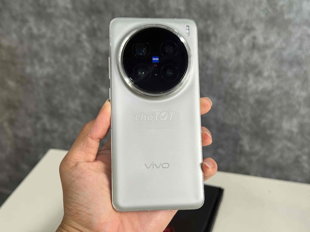 Vivo X200 Pro 256GB. Mua bán Điện thoại tại Quận Ninh Kiều Cần Thơ được đăng bởi Tiến  hình 1