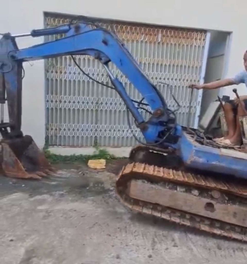 MÁY ĐÀO KOBUTA KH35, GÀU 0175. Mua bán Phương tiện khác tại Huyện Cái Bè Tiền Giang được đăng bởi AN hình 3