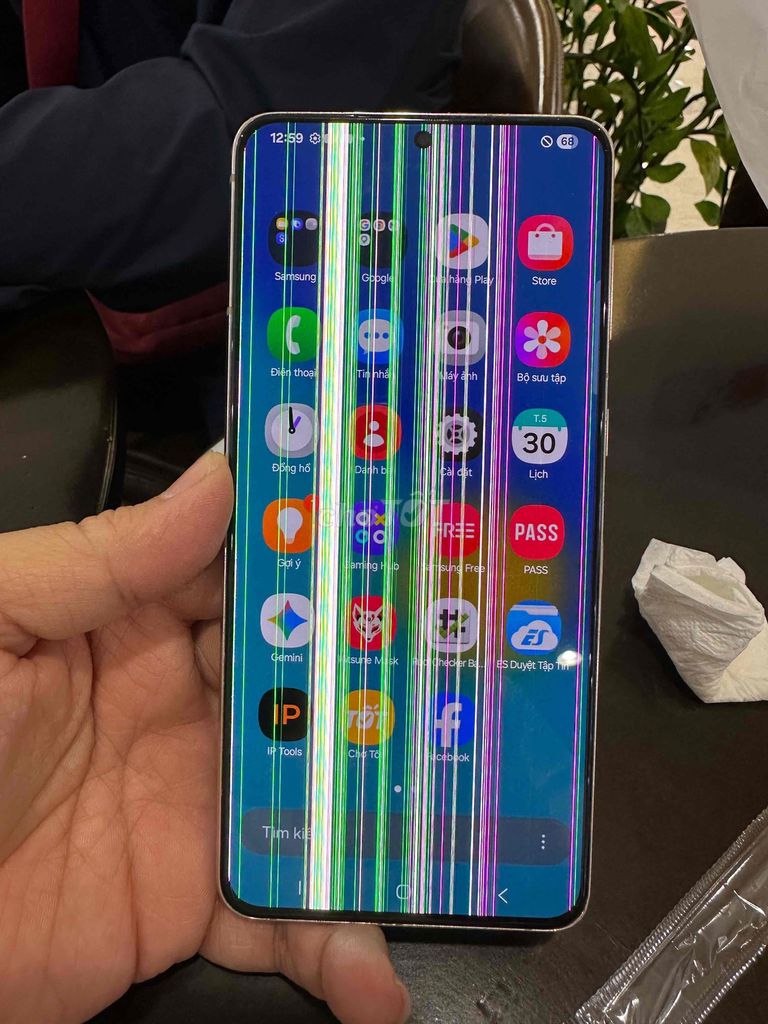 Samsung Galaxy S21+ 5G Tím sọc. Mua bán Điện thoại tại Thành phố Biên Hòa Đồng Nai được đăng bởi duy tân hình 1