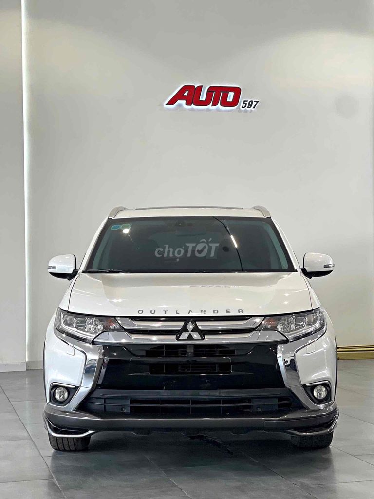 Mitsubishi Outlander Premium màu trắng. Mua bán Ô tô tại Thành phố Thái Nguyên Thái Nguyên được đăng bởi Hồng Phương Auto  Auto 597 hình 1