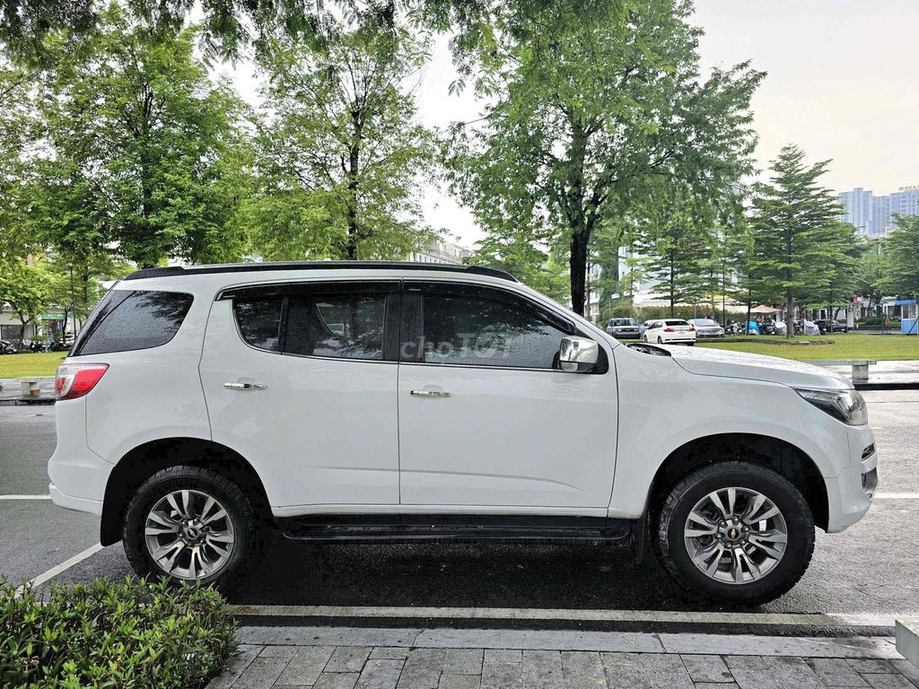 Chevrolet Trailblazer 2018 LTZ 2.5L VGT 4x4 AT. Mua bán Ô tô tại Quận Thanh Xuân Hà Nội được đăng bởi Cường Auto 266 hình 5