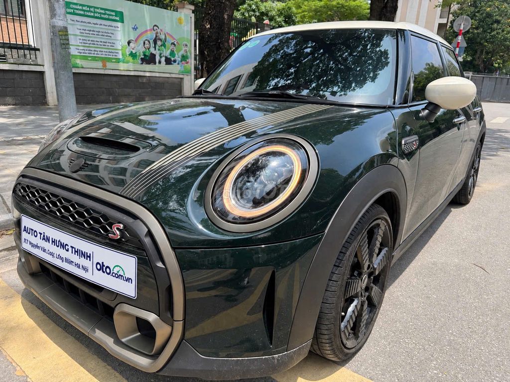 Mini Cooper S 5-Door 2023 2.0 TwinPower Turbo