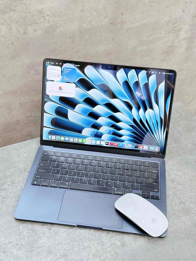 Apple MacBook Air M2 Xanh. Mua bán Laptop tại Quận Sơn Trà Đà Nẵng được đăng bởi Bá Phúc hình 1