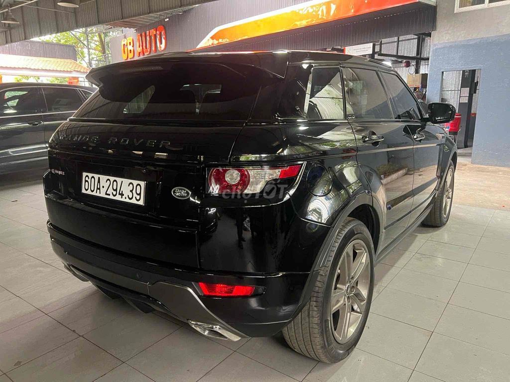 Cần bán con xe Range Rover Evoque tâm huyết!. Mua bán Ô tô tại Thành phố Thủ Đức Tp Hồ Chí Minh được đăng bởi Quốc Đại hình 7