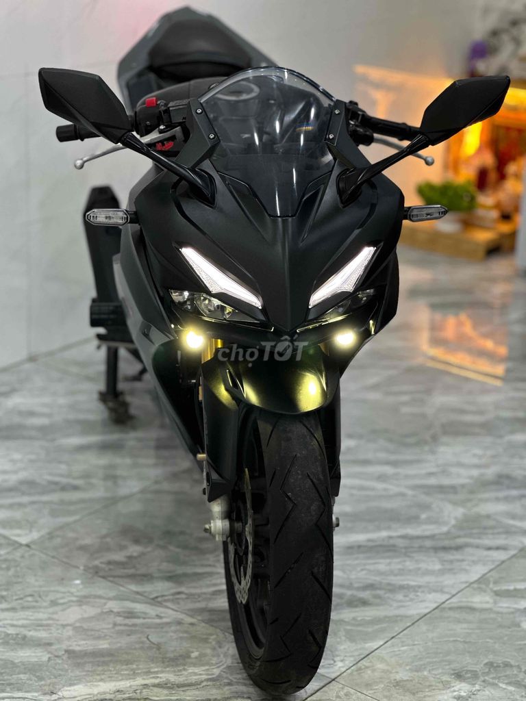 Honda CBR150R Nhập / Trả Trước 8.500.000. Mua bán Xe máy tại Quận Thanh Khê Đà Nẵng được đăng bởi Xe Máy Đức Vũ 658 Trần Cao Vân hình 4