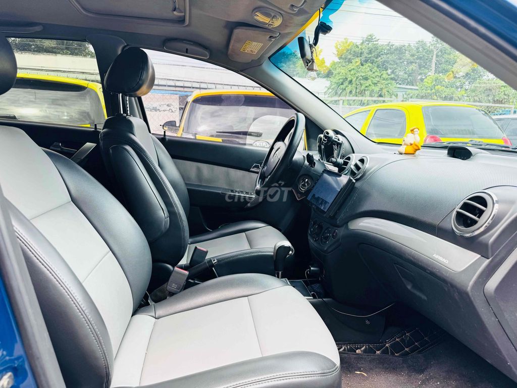 Daewoo Gentra X 2010 Nhập Hàn Quá Cọp, Hỗ Trợ Góp. Mua bán Ô tô tại Thành phố Thủ Đức Tp Hồ Chí Minh được đăng bởi HIỆP THÀNH PHÁT AUTO hình 6