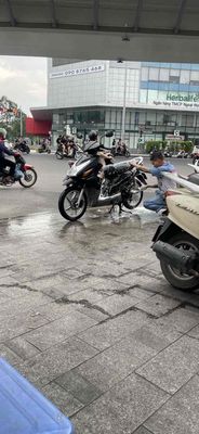 bán xe tại hà nội. Mua bán Xe máy tại Quận Tây Hồ Hà Nội được đăng bởi Lê Đức Huy