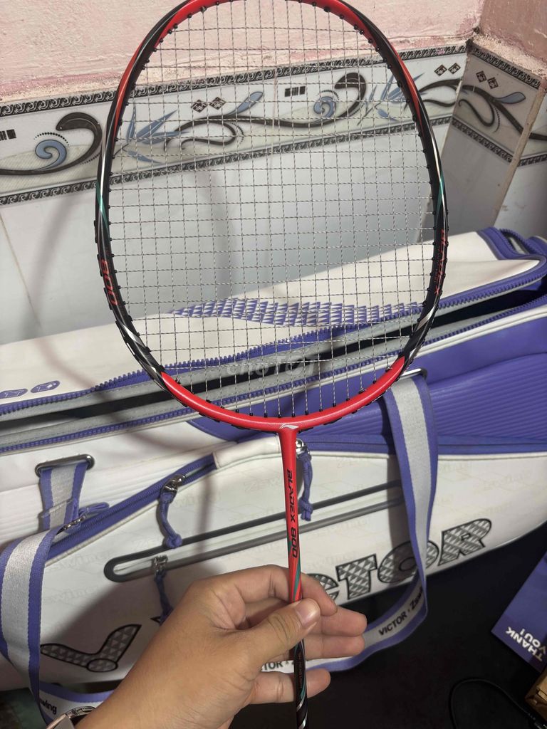 Vợt cầu lông Victor Bladex 800 Đỏ đen 99%. Mua bán Đồ thể thao, Dã ngoại tại Thành phố Dĩ An Bình Dương được đăng bởi Vawn Trường hình 1