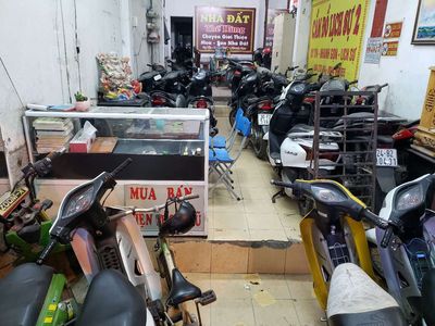 Cửa Hàng Lịch Sự logo