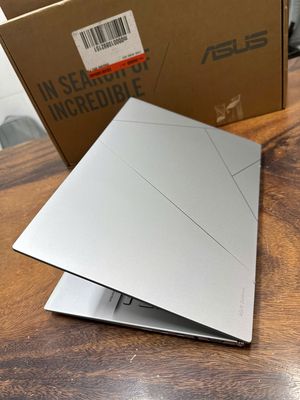 Asus Zenbook 14, i5 1360P, 16G, 512G, 14in 2.8K. Mua bán Laptop tại Quận Tân Bình Tp Hồ Chí Minh được đăng bởi Nguyễn Phi triều