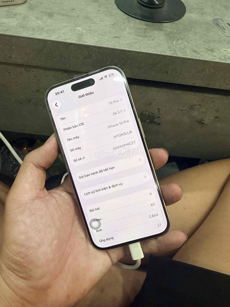 Apple iPhone 15 Pro Bạc. Mua bán Điện thoại tại Quận Ngũ Hành Sơn Đà Nẵng được đăng bởi Nghĩa  hình 1