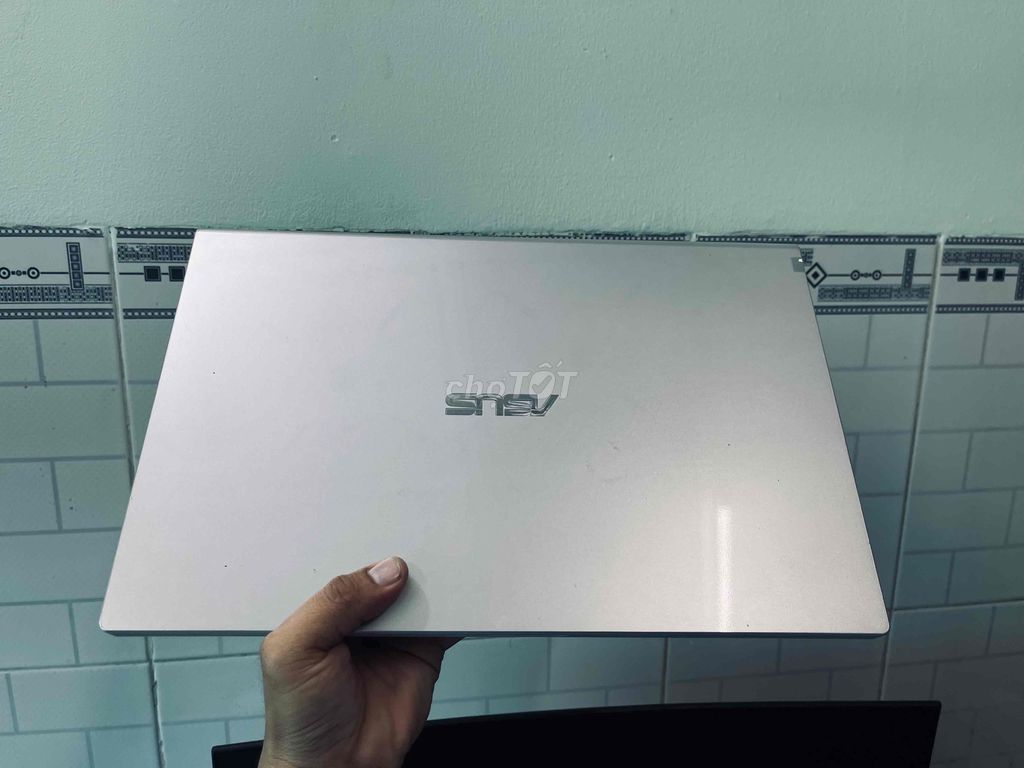 Asus X509 I7-8th 8GB/256GB Bạc Like New. Mua bán Laptop tại Thị xã Tân Uyên Bình Dương được đăng bởi lê âu hình 1