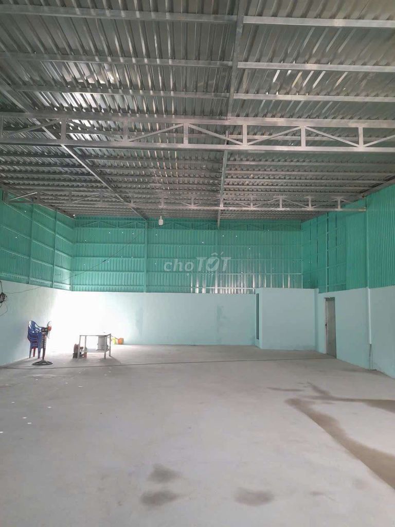 Cho thuê xưởng 300m2 và 600m2