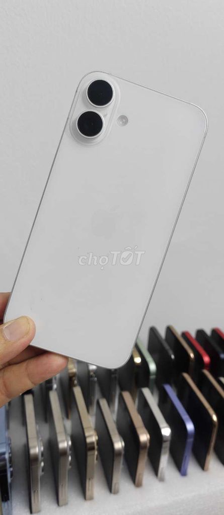 iPhone 16 Plus 128GB Trắng. Mua bán Điện thoại tại Quận 4 Tp Hồ Chí Minh được đăng bởi Nguyễn Nhân hình 1