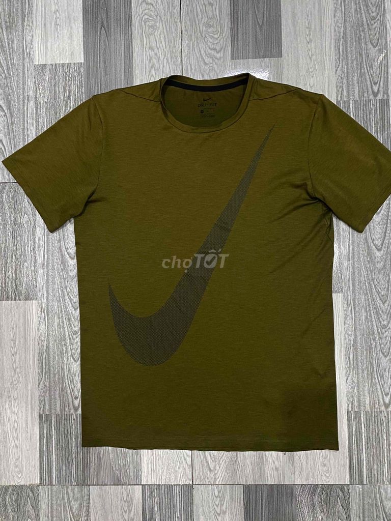 Thanh lý áo thể thao Nike size M âu