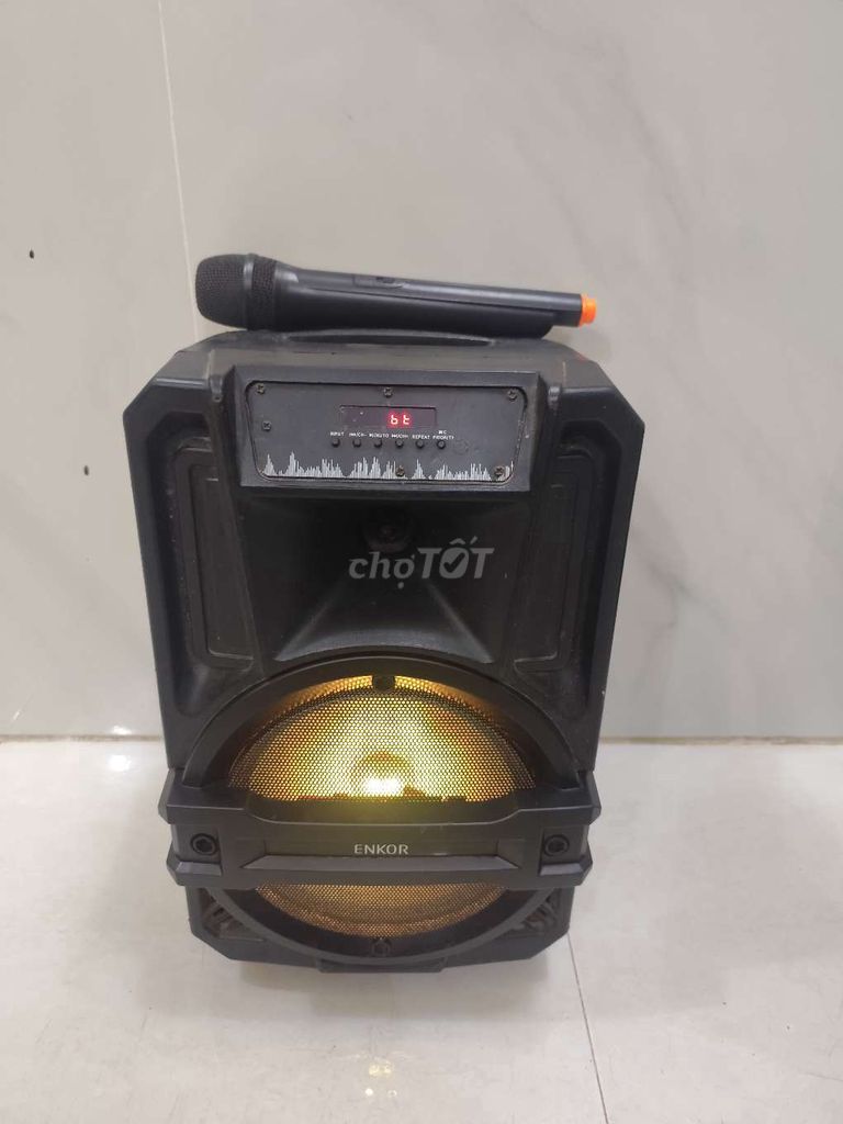 Loa kéo ENKOR L0810K Đen Karaoke gia đình. Mua bán Tivi, Âm thanh tại Huyện Nhơn Trạch Đồng Nai được đăng bởi Mạnh Dũng hình 1