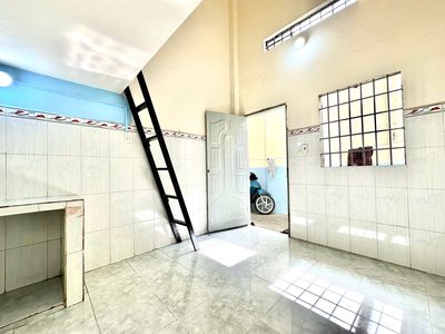CHO THUÊ PHÒNG TRỌ GÁC CAO, CỰC THOÁNG  – ĐƯỜNG NGUYỄN TRAI (DĨ AN )