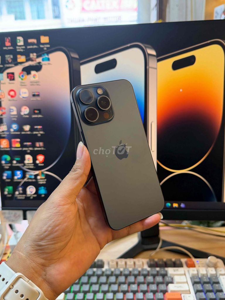 Apple iPhone 15 Pro Max 256GB khay sim. Mua bán Điện thoại tại Thị xã Duy Tiên Hà Nam được đăng bởi Táo Rẻ Đồng Văn hình 1