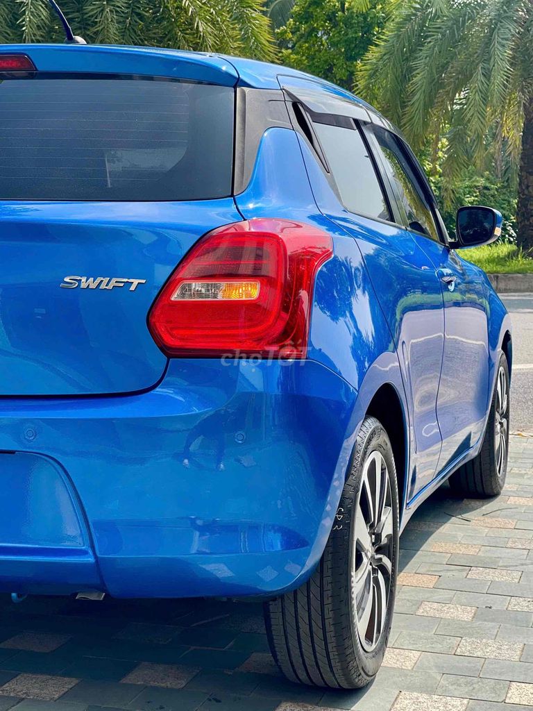 Suzuki Swift 2019 GLX 1.2 CVT - 72000 km. Mua bán Ô tô tại Quận Long Biên Hà Nội được đăng bởi Mr Tài Oto hình 3