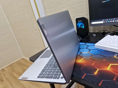 Cần bán laptop lenovo idealpad slim 3. Mua bán Laptop tại Thành phố Thủ Dầu Một Bình Dương được đăng bởi Công Chánh